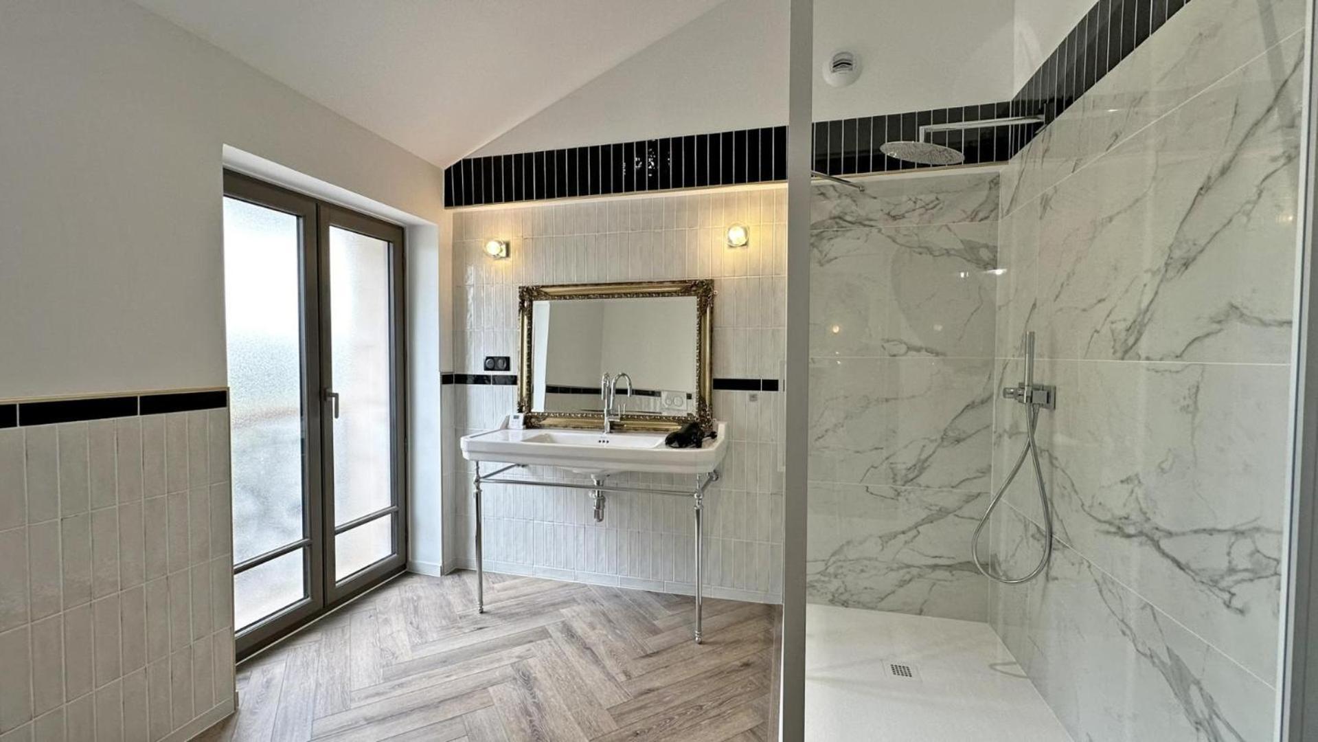 Le Manoir Des Perrieres Bed & Breakfast Рошуар Екстериор снимка