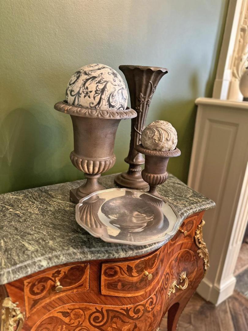 Le Manoir Des Perrieres Bed & Breakfast Рошуар Екстериор снимка